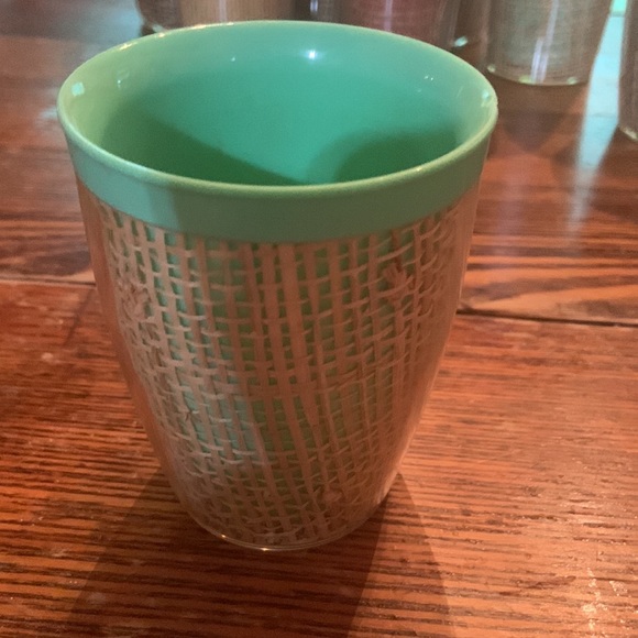 Set of 9 Vintage Melmac Raffia picnicware — assorted tumblers and cups - Picture 3 of 7